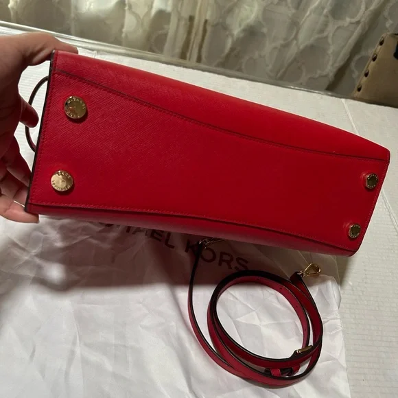 MICHAEL KORS KARLA SATCHEL RED PURSE